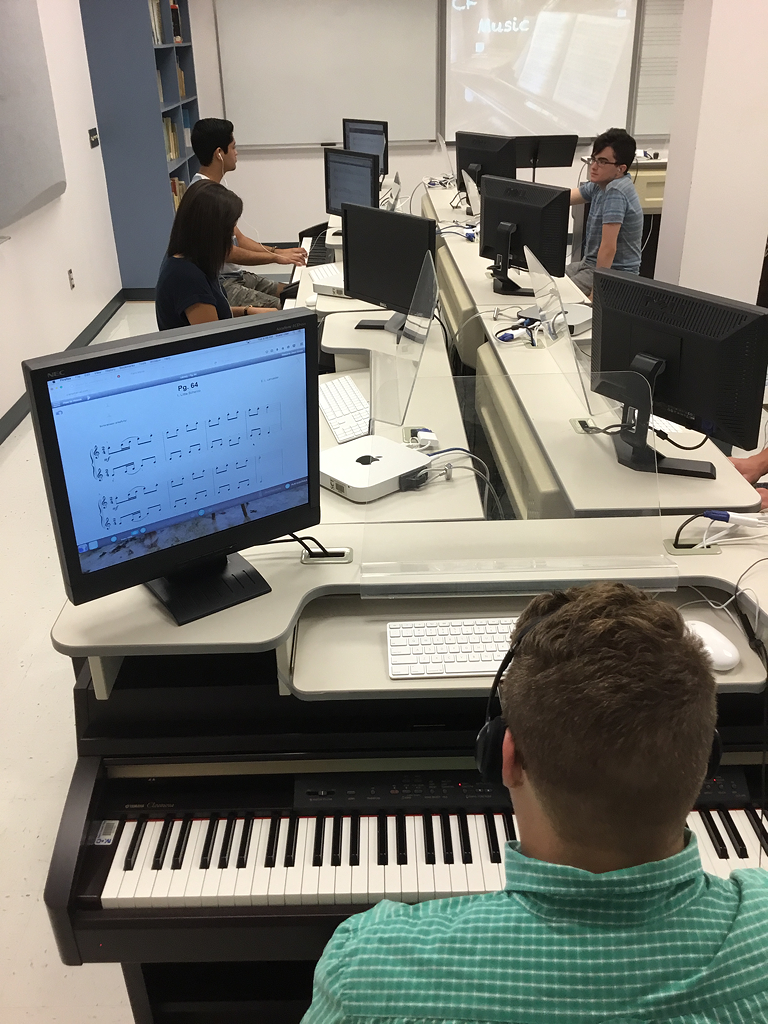 Students at work using Macs in Lab